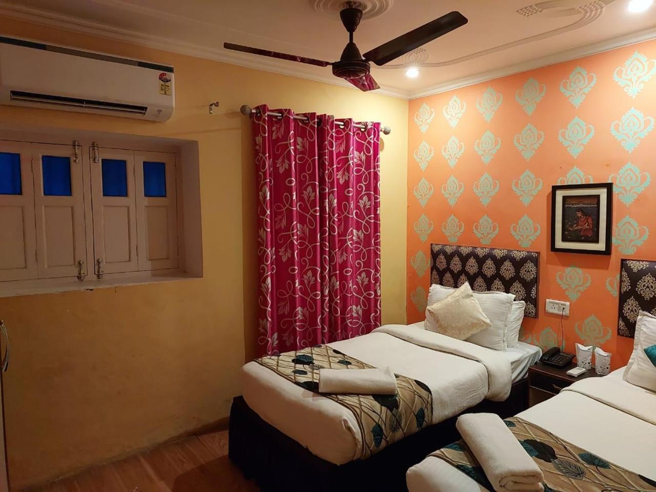 Tara Guest House Βαρανάσι Εξωτερικό φωτογραφία